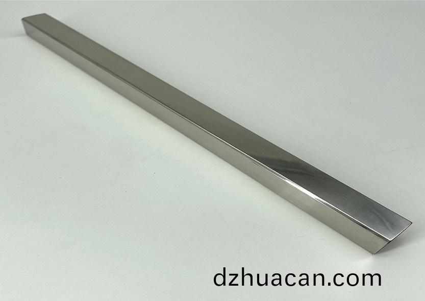 方(fang)形不銹鋼制品管