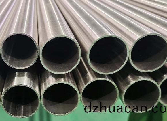 不(bu)銹鋼304管道焊縫腐(fu)蝕