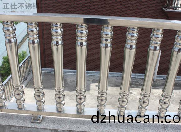 護(hù)欄不(bu)銹鋼管——羅馬柱2