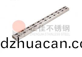 異(yi)形孔沖壓花紋(wen)不銹鋼管